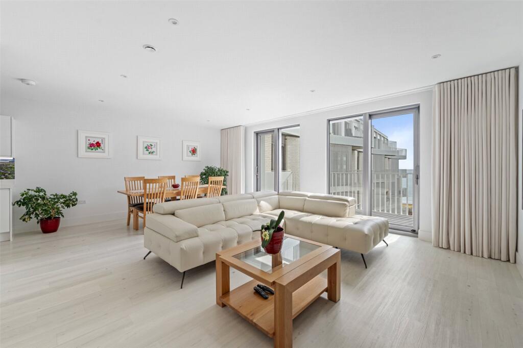 Additional image 20 of Bayside Apartments, 62 Brighton Road, Worthing, West Sussex, BN11