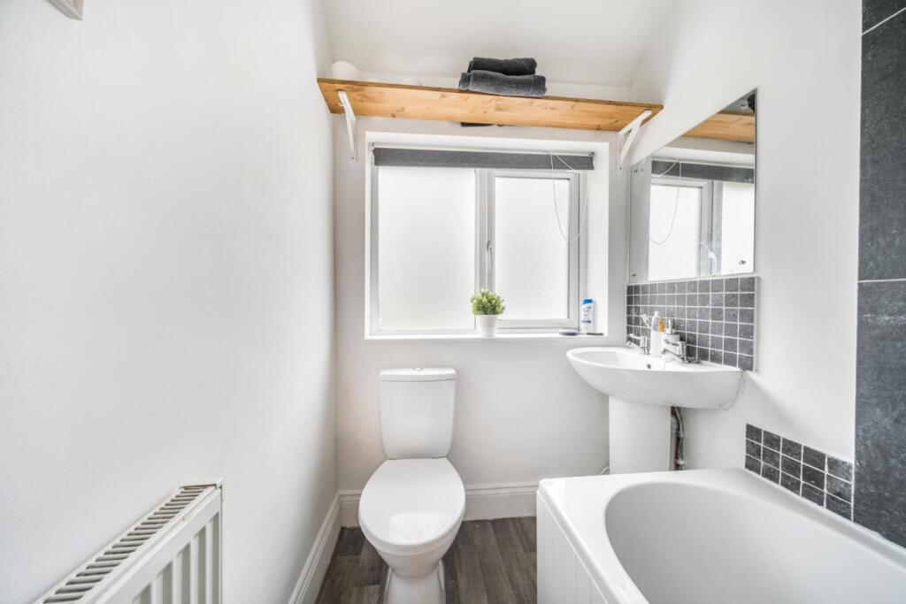 Additional image 8 of The Meadway, Redditch B97