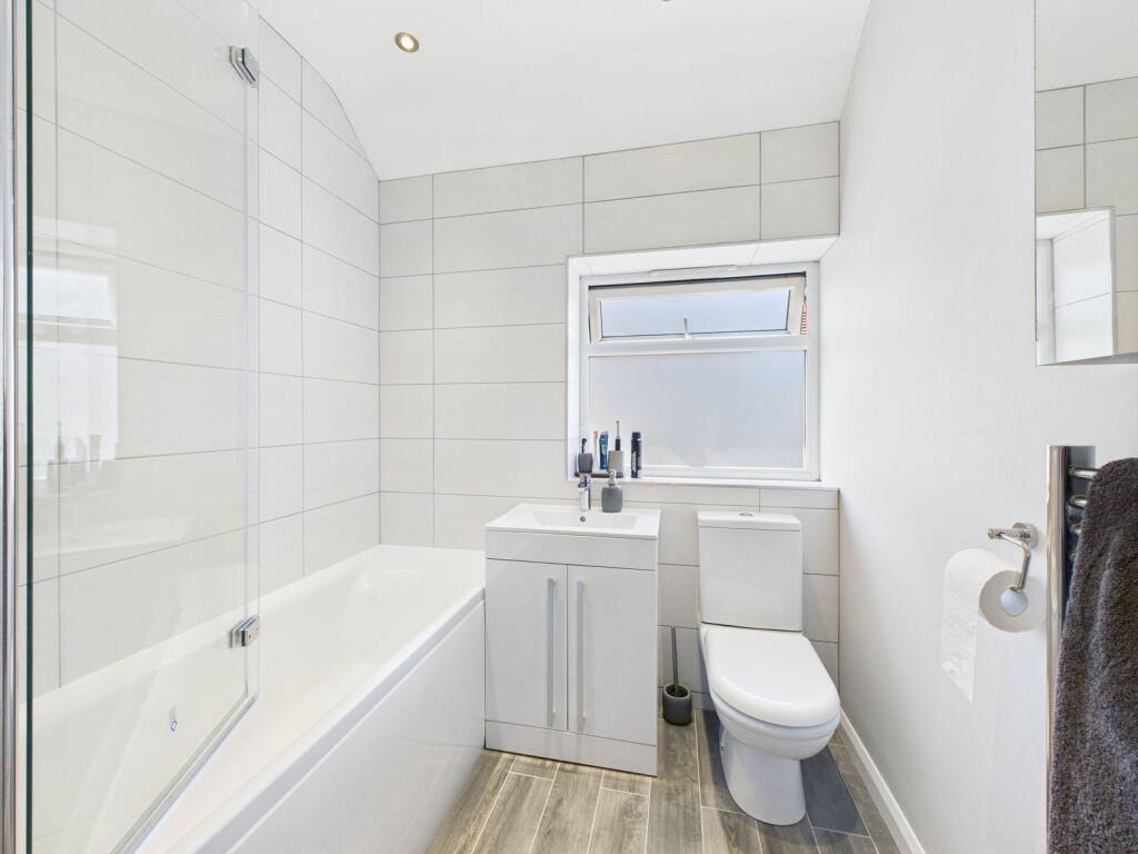 Additional image 16 of George V Avenue, Worthing, BN11