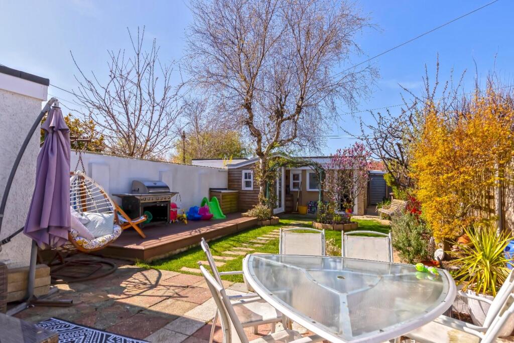 Additional image 21 of Bristol Avenue, Lancing