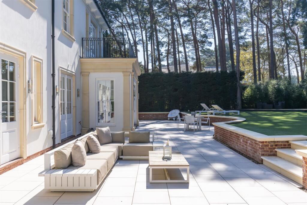 Additional image 21 of Western Avenue, Branksome Park