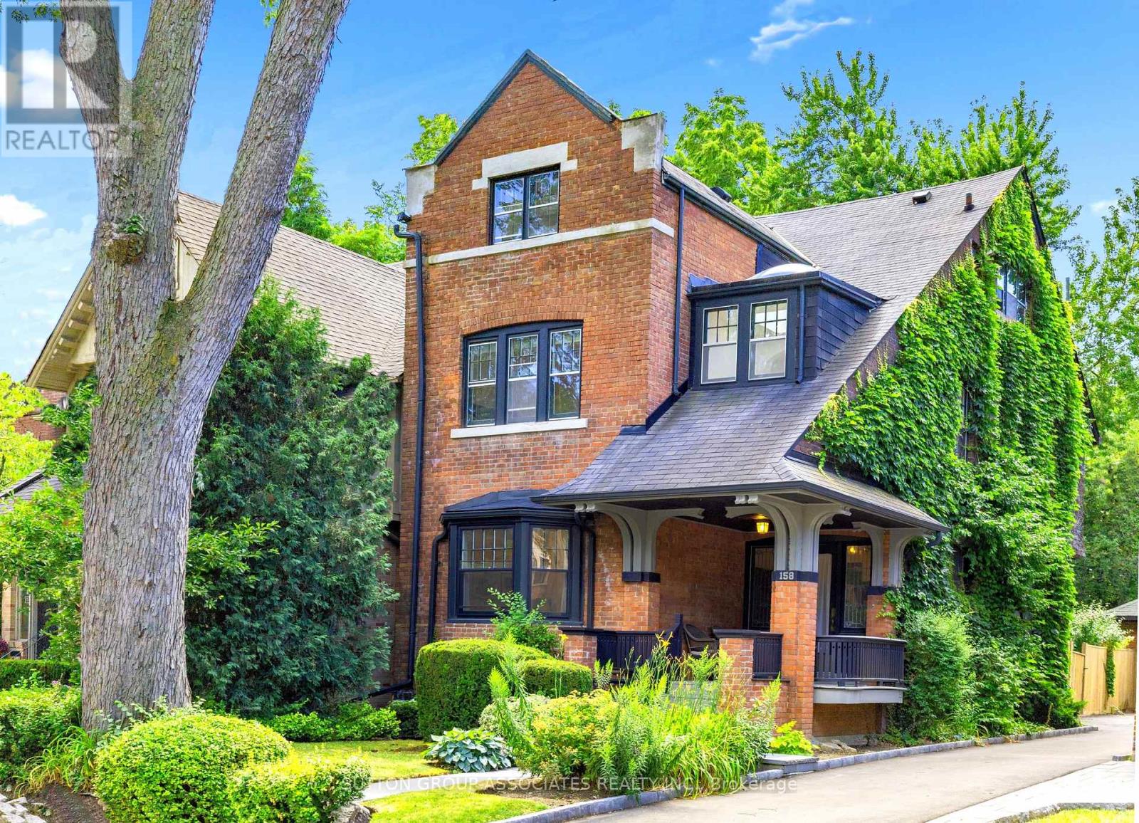 Property image for 158 WALMER ROAD|Toronto (Annex), Ontario M5R2X9