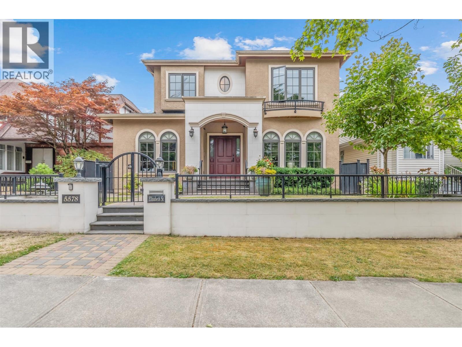 5578 ELIZABETH STREET|Vancouver, British Columbia V5Y3J9