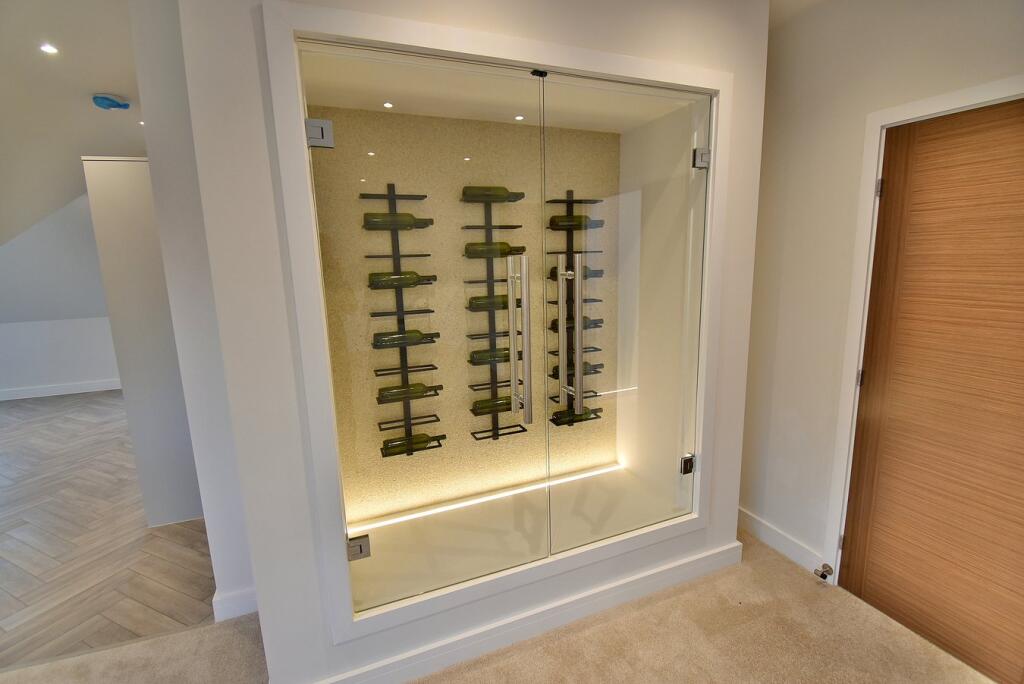 Additional image 9 of 14 Golf Links Road, Ferndown, BH22