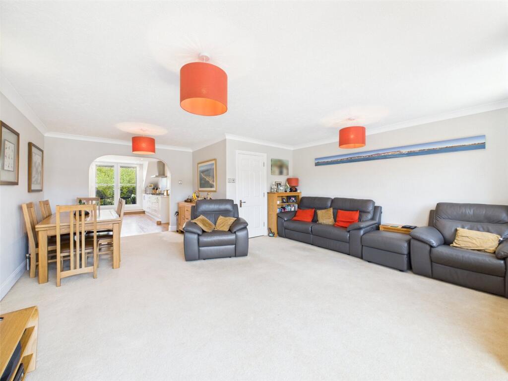 Additional image 5 of The Meridians, Christchurch, Dorset, BH23