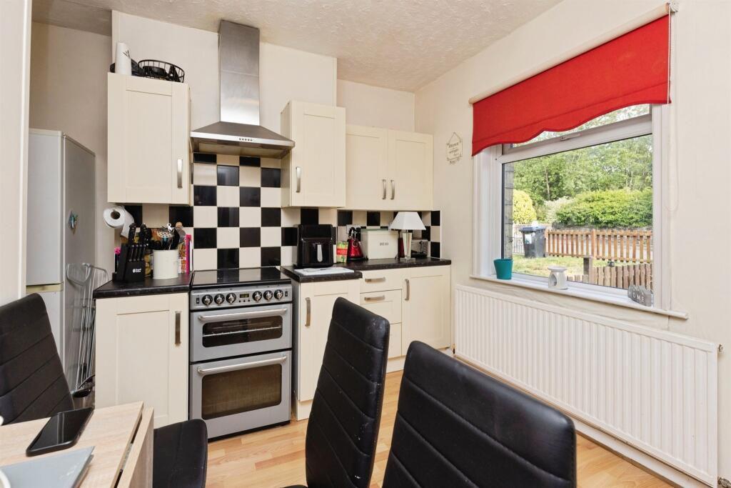 Additional image 16 of Princes Crescent, Bradford