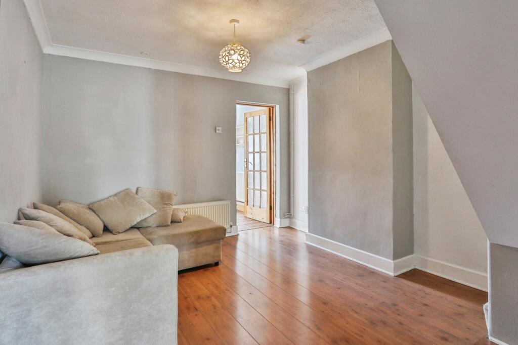 Additional image 4 of Victoria Road, Poole, BH12