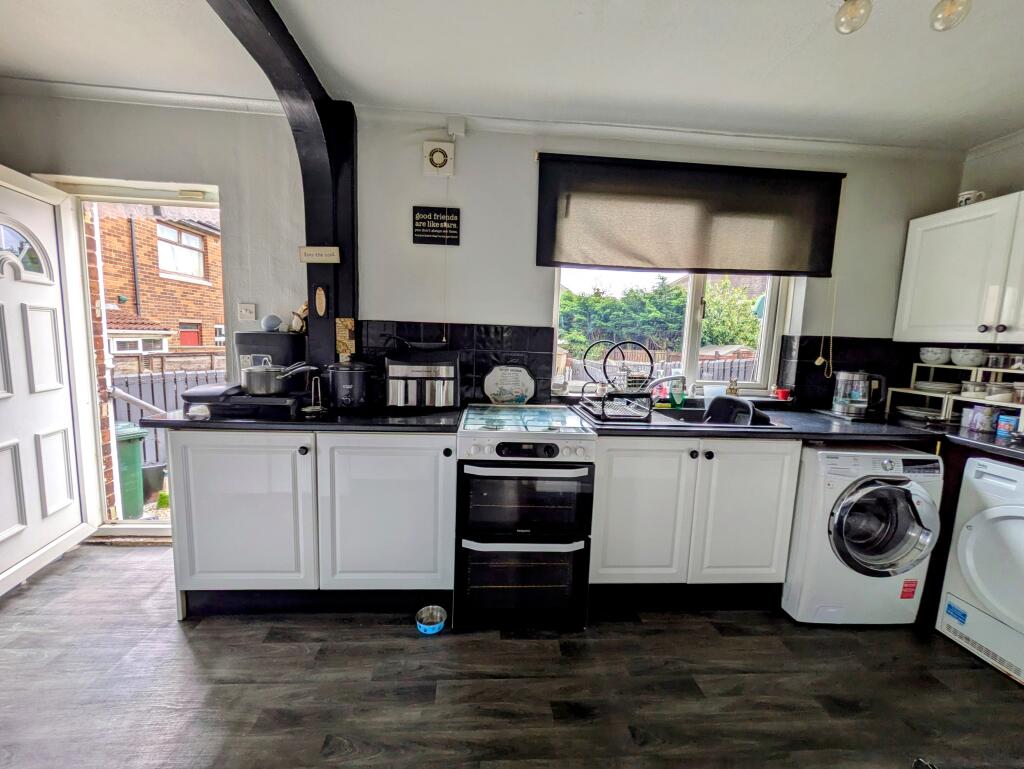 Additional image 8 of Abb Scott Lane, Bradford, BD6