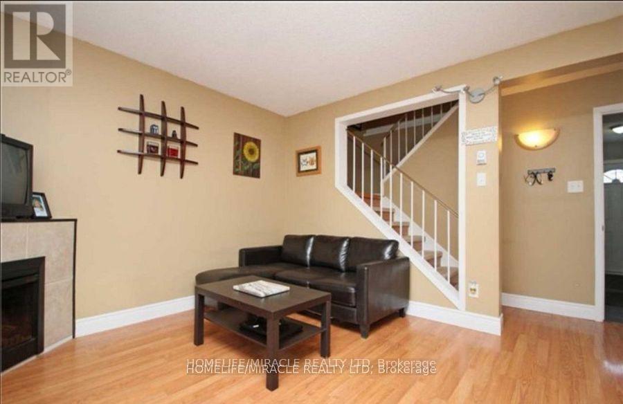 Property image for UPPER - 41 HINDQUARTER COURT|Brampton (Central Park), Ontario L6S2C3