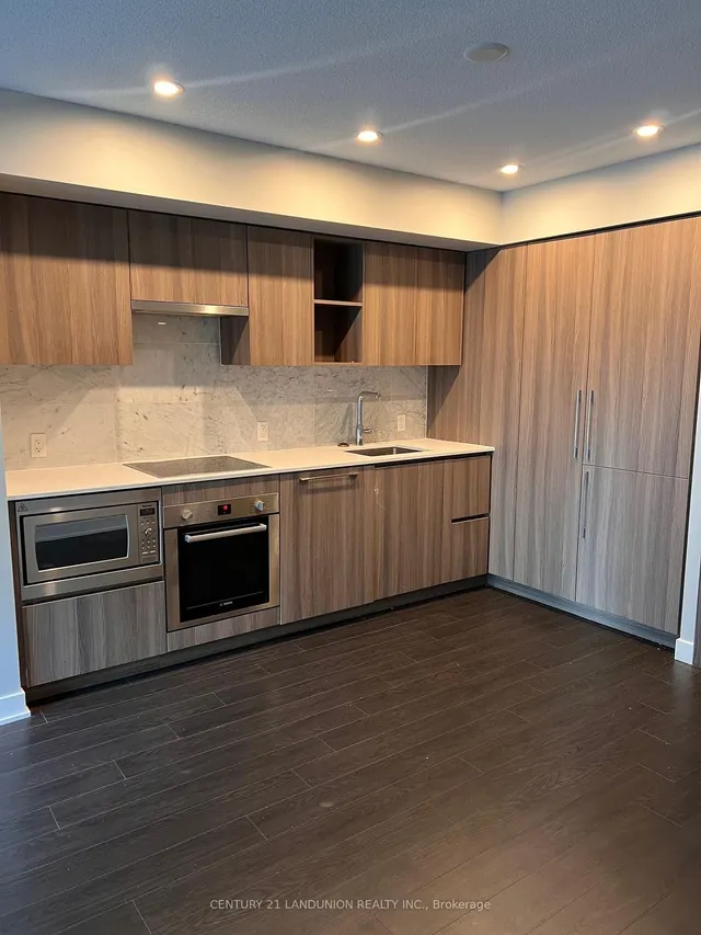 Additional image 19 of 19 Bathurst St Unit 902