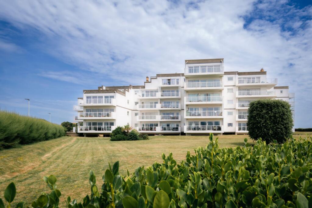 Additional image 15 of Royal Parade, Monarch House Royal Parade, BN22