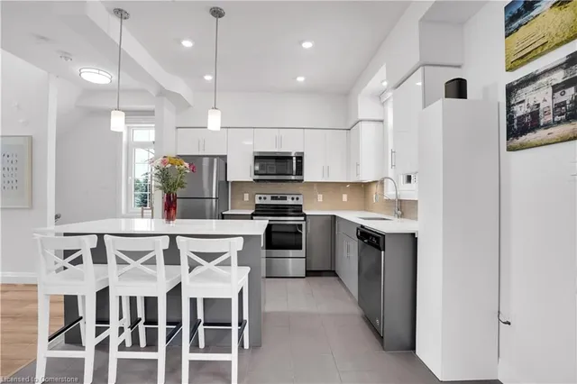 Additional image 15 of 170 Benton St