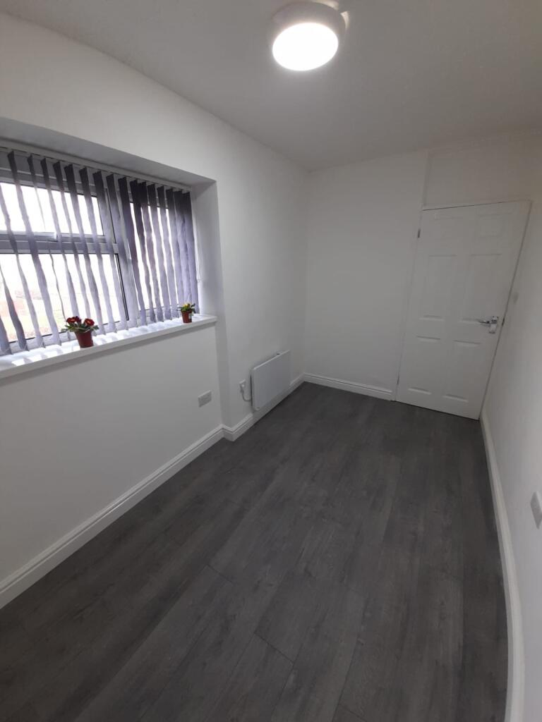 Additional image 9 of Flat ,  Erskine Street, Birmingham