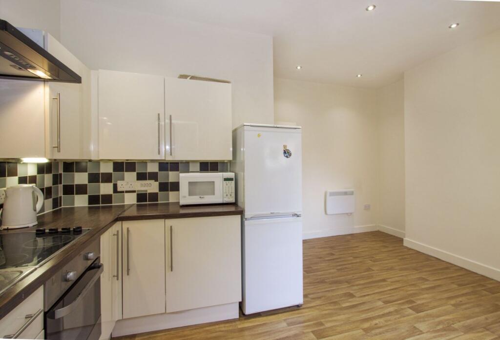 Additional image 8 of The Triangle, Triangle