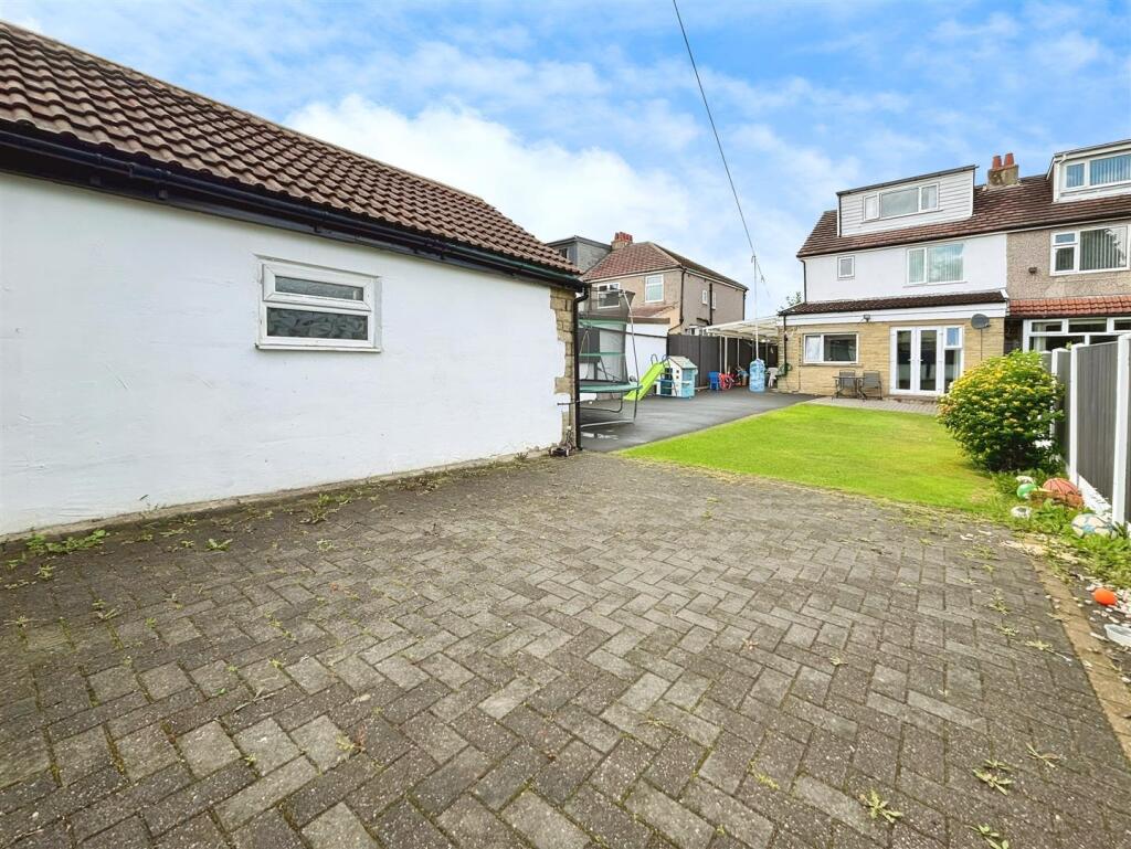 Additional image 30 of Duchy Avenue, Bradford, BD9 5ND