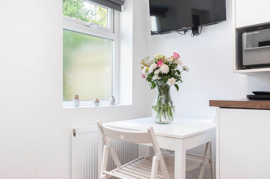 Additional image 31 of Belle Vue Crescent, Southbourne, Bournemouth