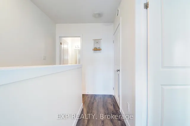 Additional image 16 of 150 ROCHEFORT St Unit E