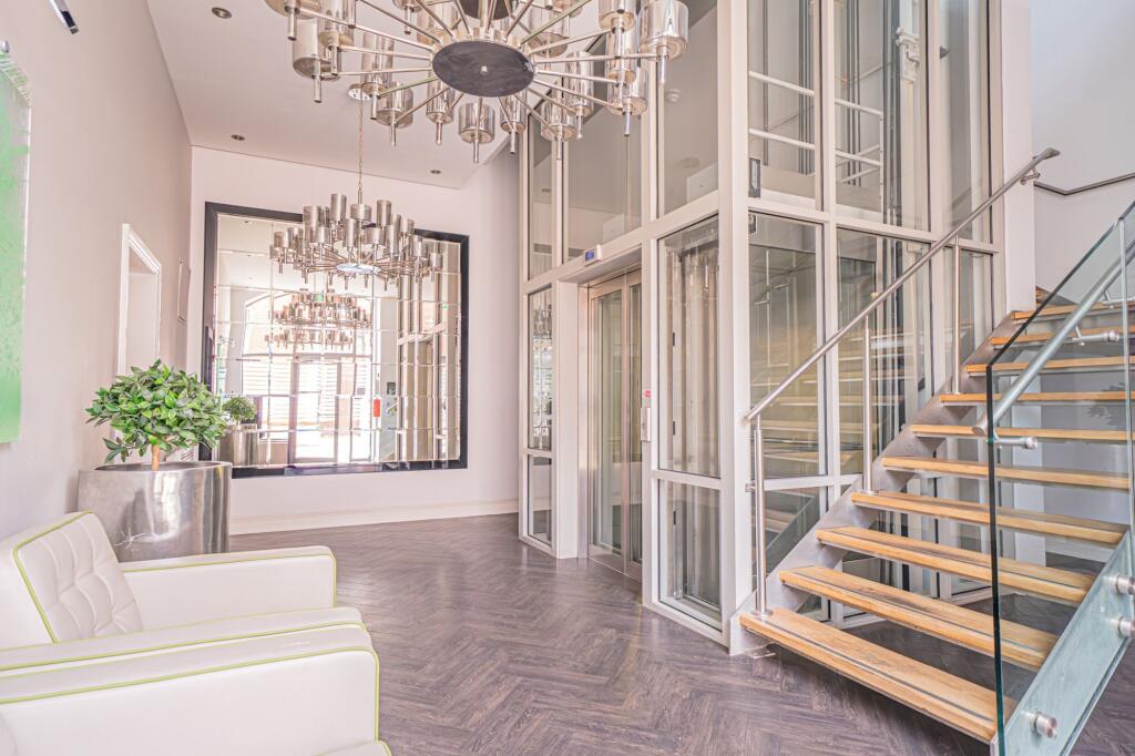 Additional image 14 of Main Street, Shirley, B90