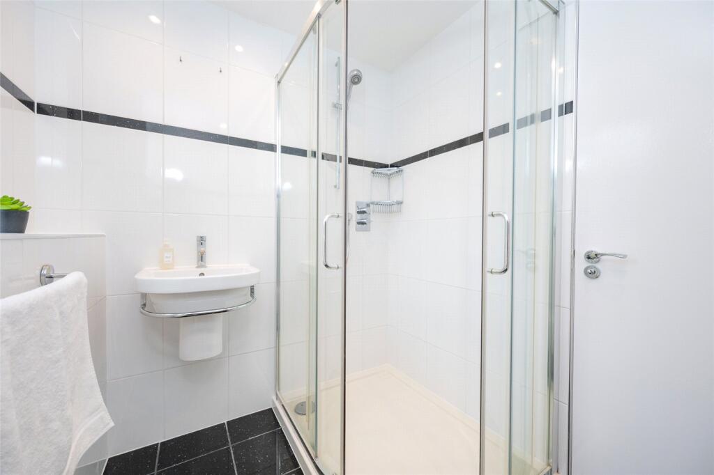 Additional image 13 of Flat 2, 1 Netherby House, Cults, Aberdeen, AB15 9HL