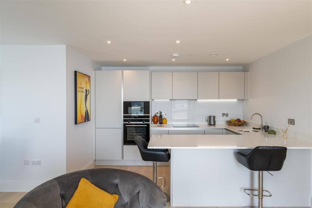 Additional image 18 of High Street, Poole Quay