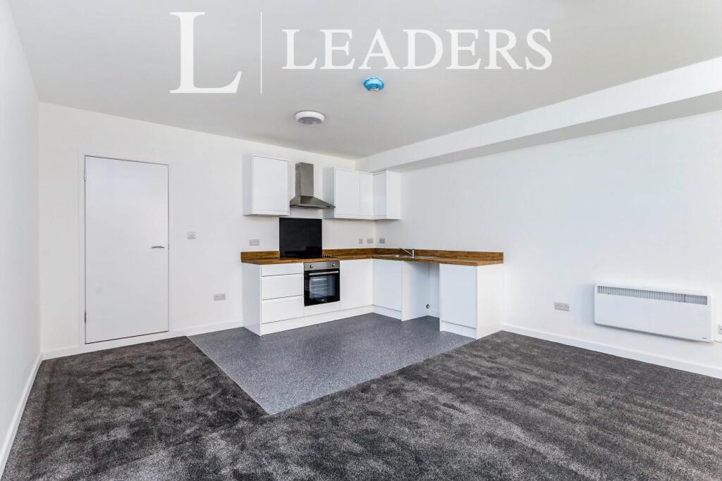 Additional image 3 of Commerical Road