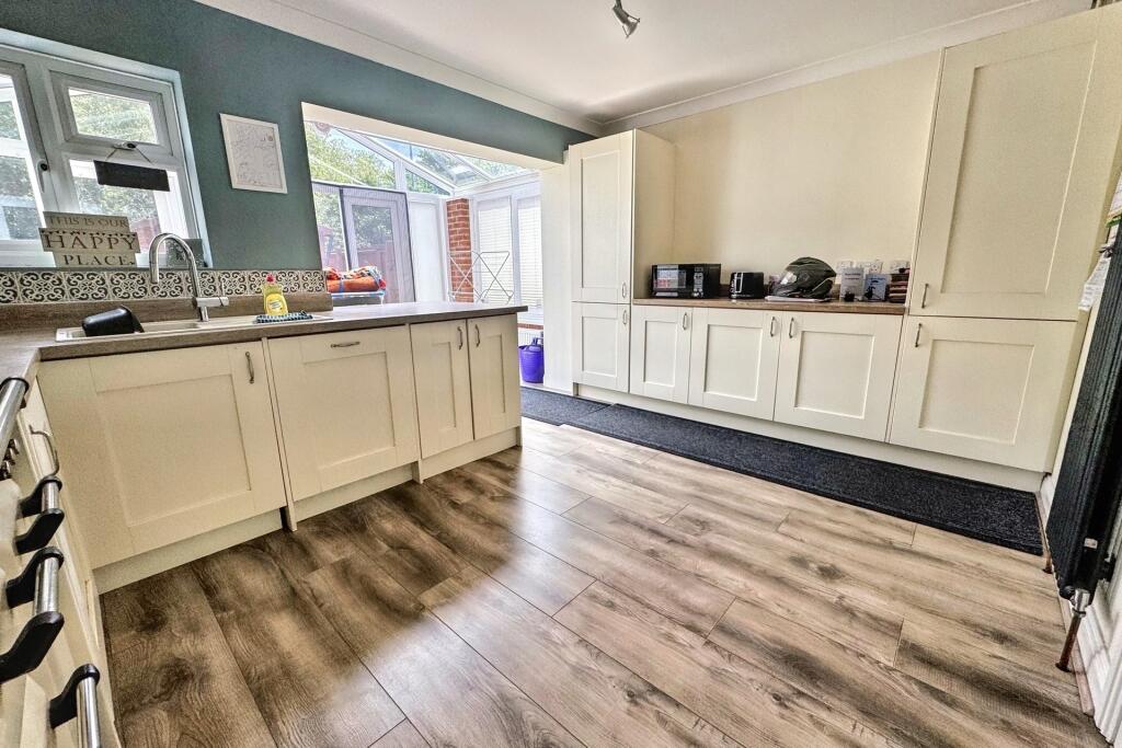 Additional image 5 of Ferndown