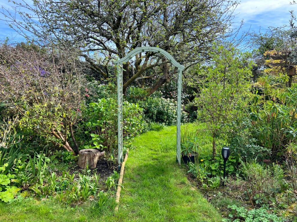 Additional image 18 of Tiptoe Road, Wootton, BH25