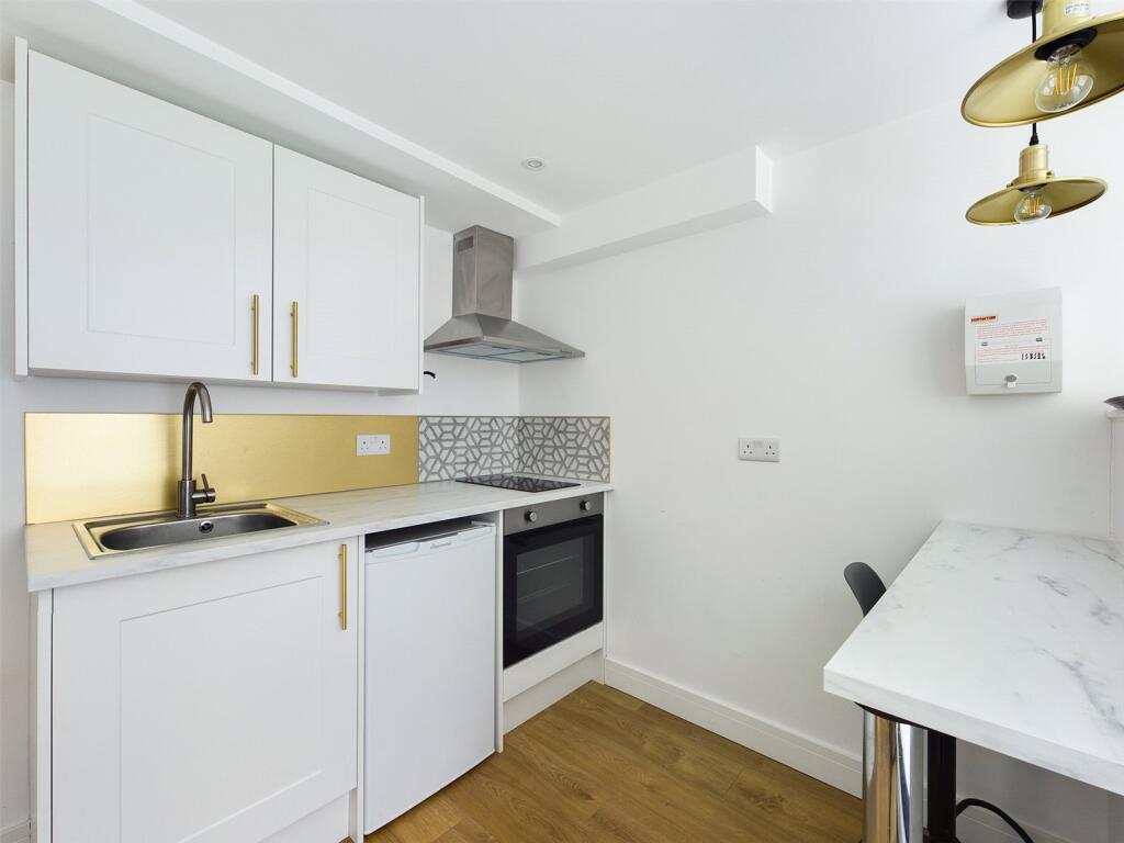 Additional image 11 of Castle Street, Brighton, BN1