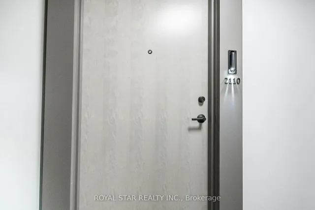 Additional image 9 of 130 River St Unit 2110