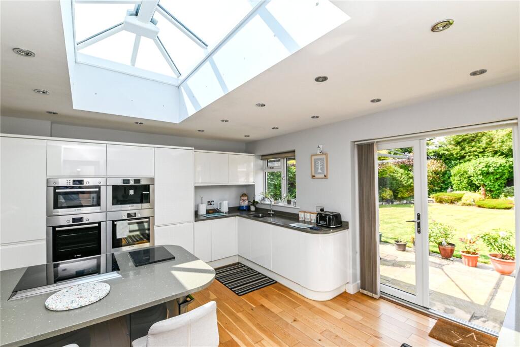 Additional image 20 of Fenleigh Close, Barton on Sea, New Milton, Hampshire, BH25