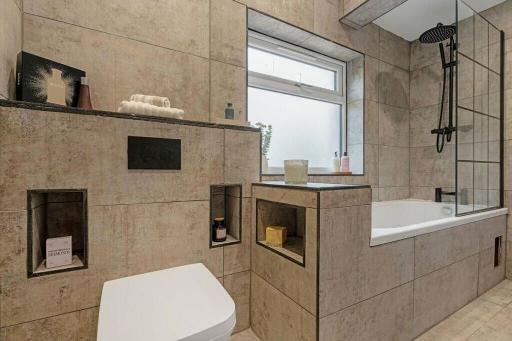 Additional image 16 of Hanbury Road, Stoke Prior