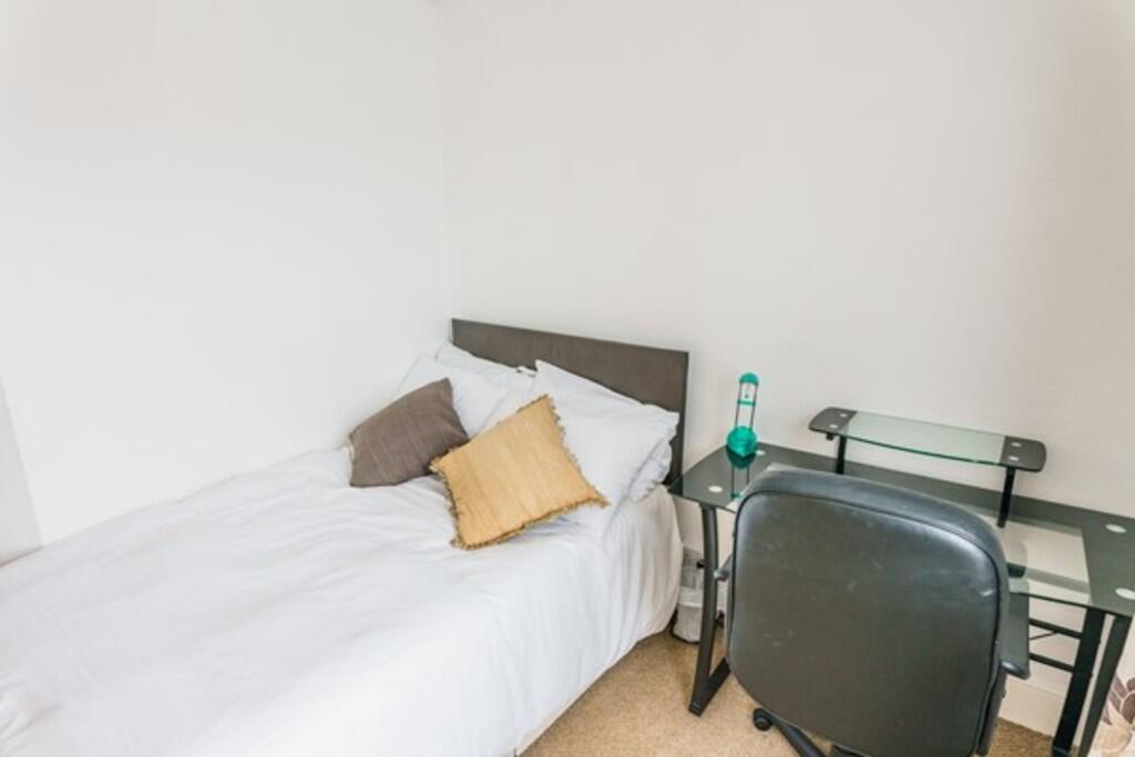 Additional image 18 of Orcheston Road, Charminster