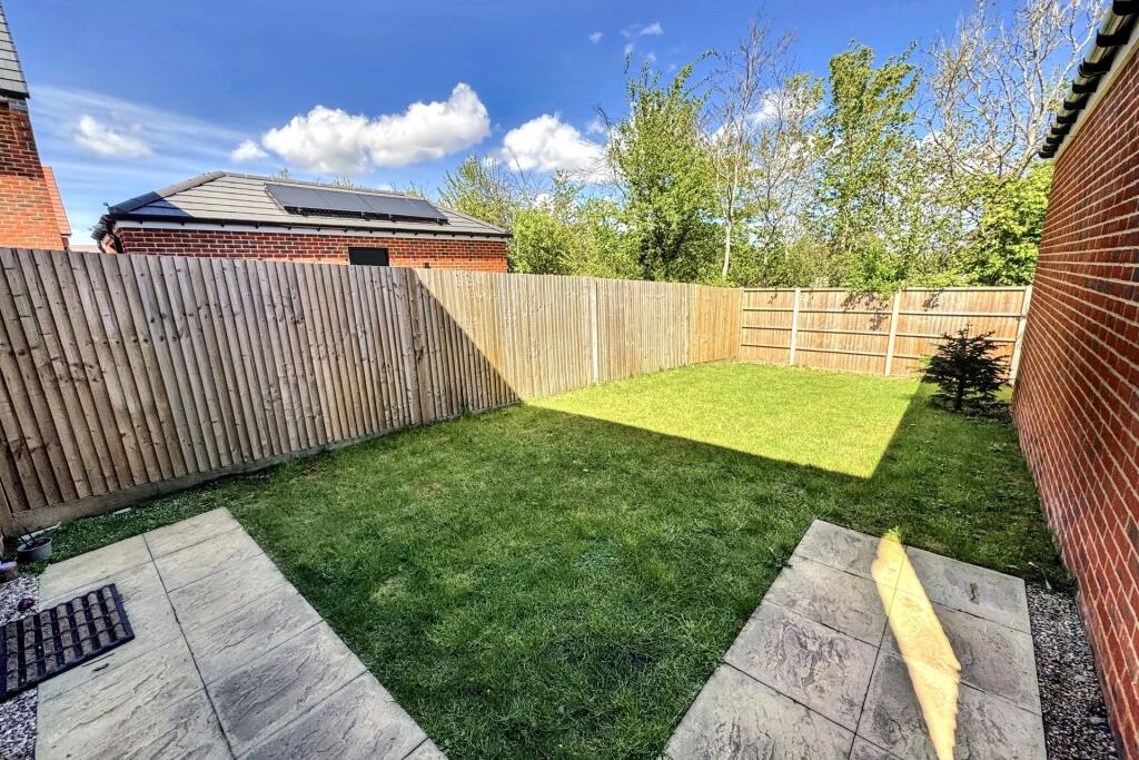 Additional image 18 of Bearwood