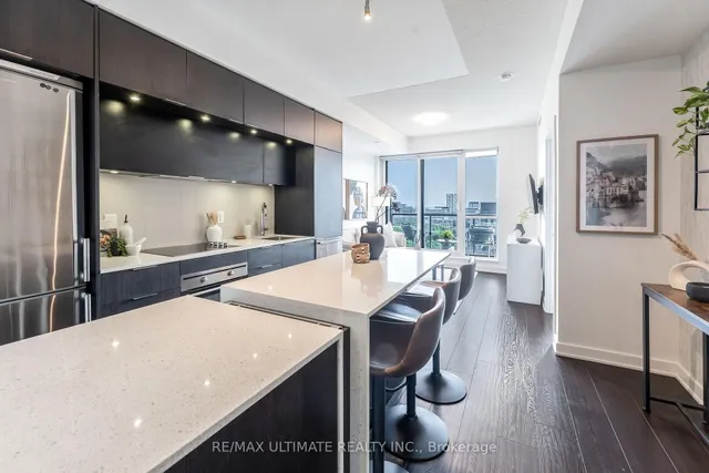 Additional image 8 of 170 sumach St Unit 1404