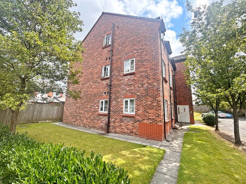 Leigh Street, Westhoughton, BL5