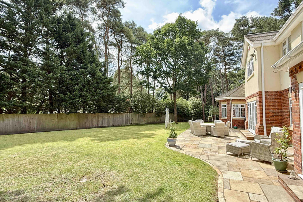 Additional image 27 of Avon Avenue, Avon Castle Ringwood, Hampshire, BH24