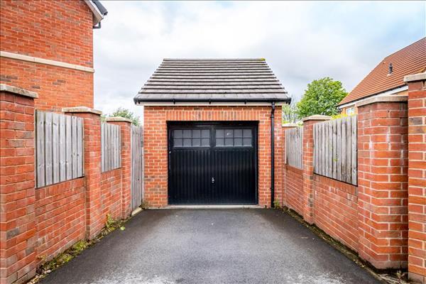 Additional image 22 of Tailor Close, Scholes