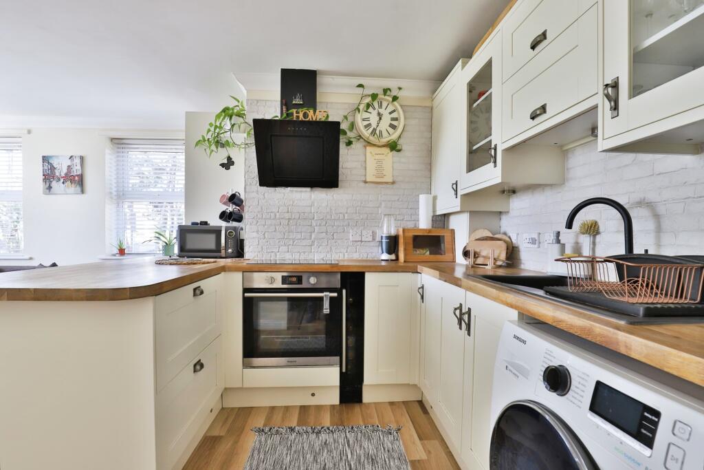 Additional image 14 of Kings Park Drive, BOURNEMOUTH, Dorset, BH7