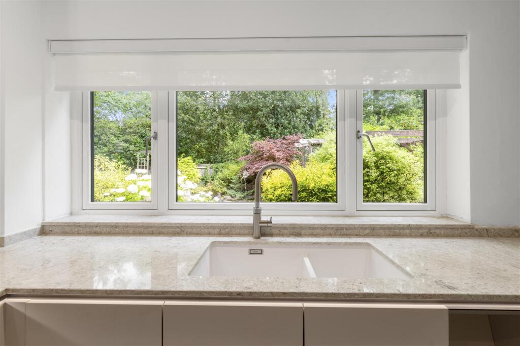 Additional image 13 of Endwood Drive, Little Aston Park