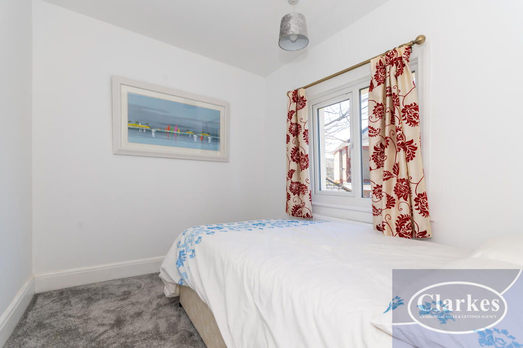 Additional image 9 of LARGE 3 DOUBLE BED West Way, Bournemouth