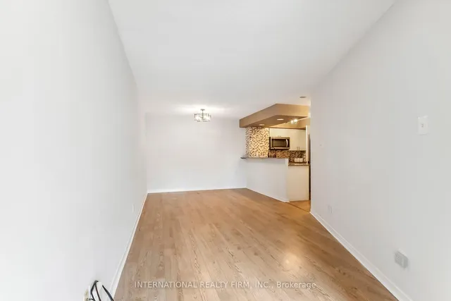 Additional image 20 of 801 King St Unit 628