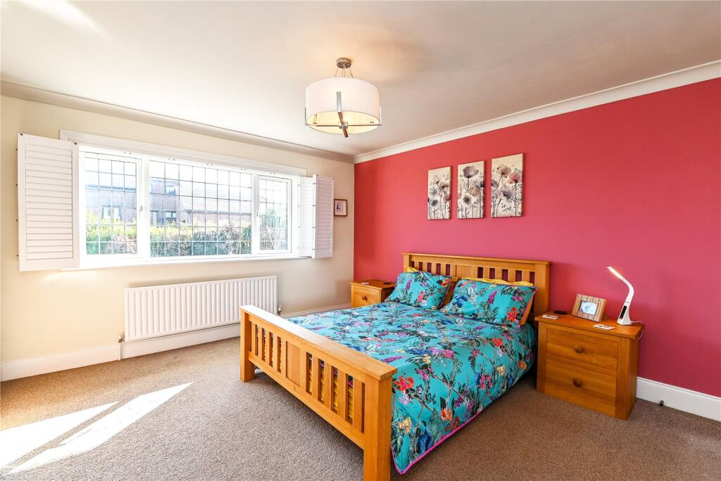 Additional image 9 of Willow Walk, Barton on Sea, New Milton, Hampshire, BH25