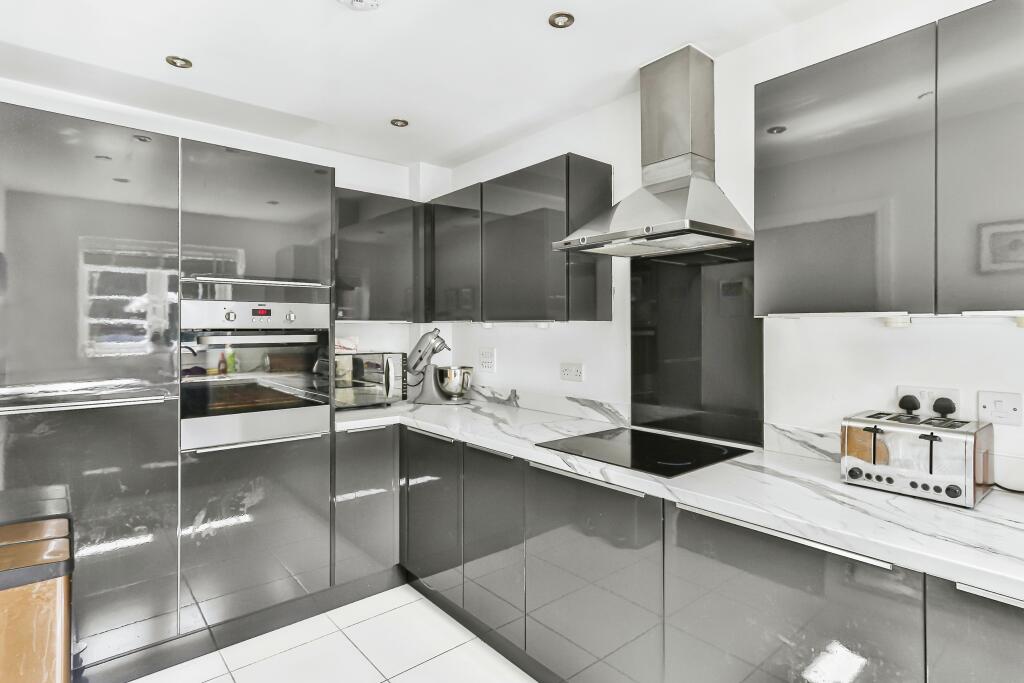 Additional image 7 of Uplands Gardens, BOURNEMOUTH, Dorset, BH8