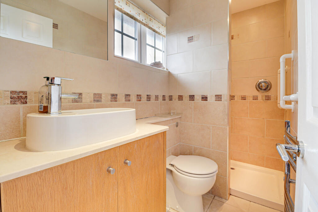 Additional image 12 of Cranbourne Drive, Harpenden, Hertfordshire, AL5