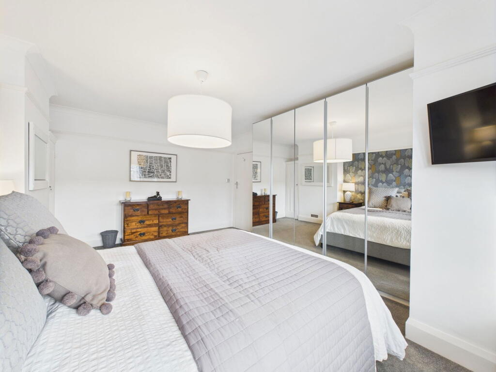 Additional image 12 of Hurst Avenue, Worthing, BN11