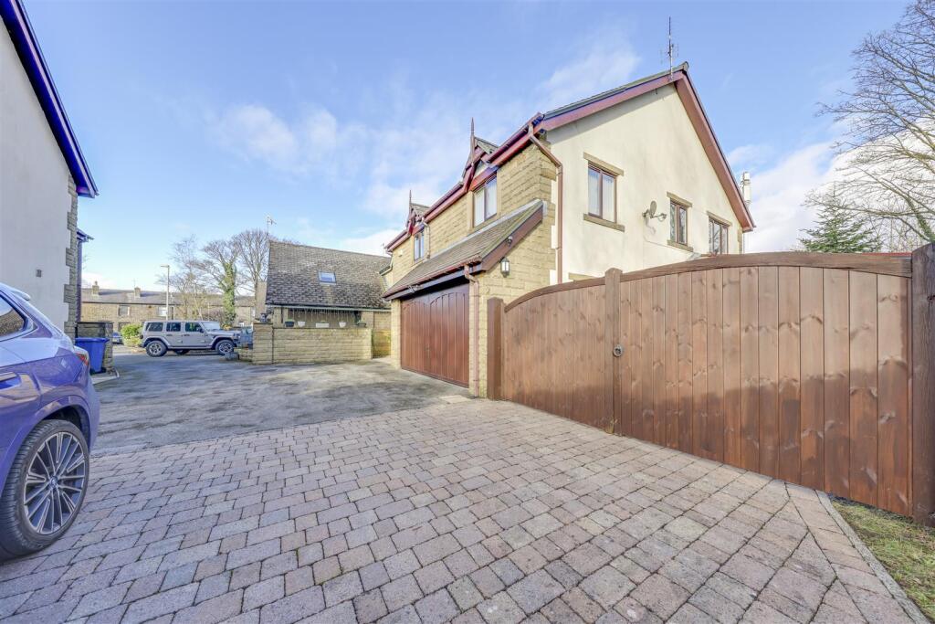 Additional image 41 of Bowling Green, Edenfield, Ramsbottom, Bury