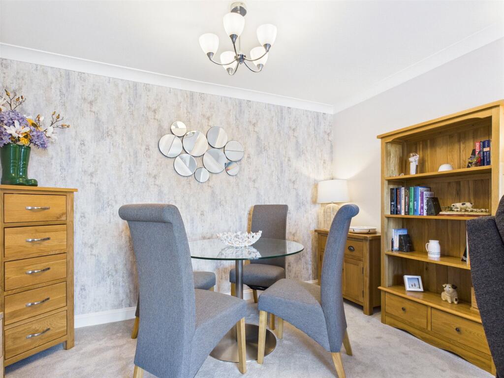 Additional image 8 of Barton Court Avenue, Barton on Sea, New Milton, Hampshire, BH25