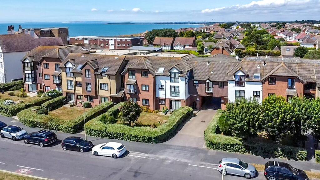 Additional image 13 of Barton Court Avenue, Barton on Sea, New Milton, Hampshire, BH25