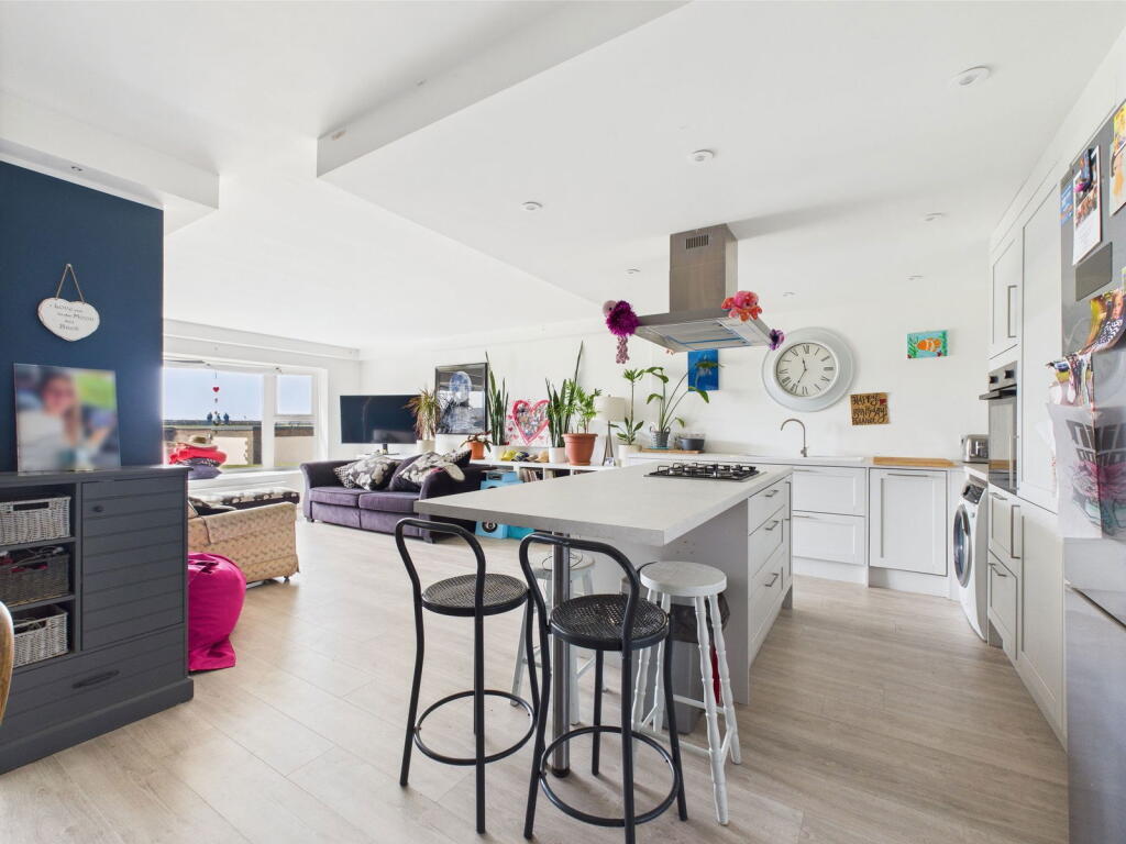 Additional image 7 of Kings Court, Brighton Road, Lancing, BN15 8EY