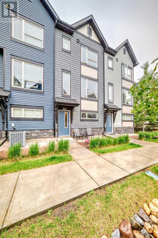 208, 15 Evanscrest Park NW|Calgary, Alberta T3R1V5